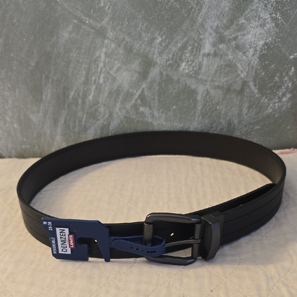 Levis Reversible Men Belt Black & Brown M 34-36 NWT